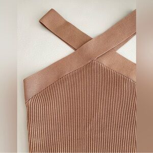 BABATON Sculpt Criss Cross Top